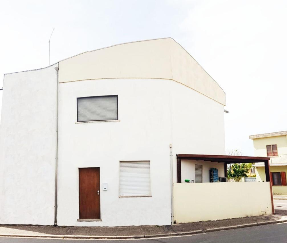 Sinis Holiday House Villa Oristano Exterior photo